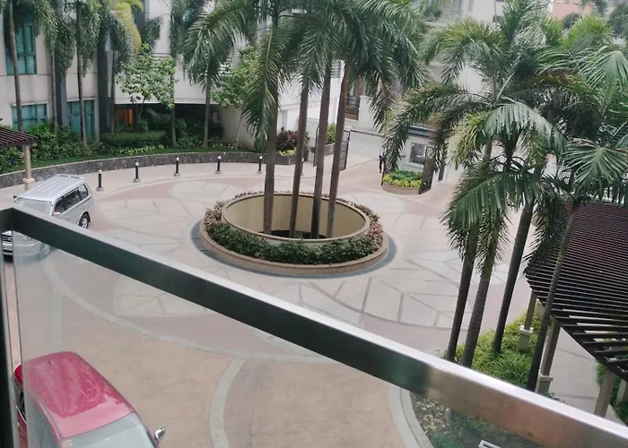 Apartahotel Rqui Condotel At Newport Pasay Manila