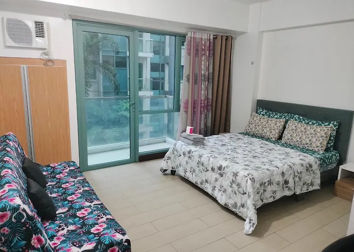 Rqui Condotel At Newport Pasay Apartahotel Manila